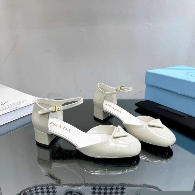 Pra*a high heels